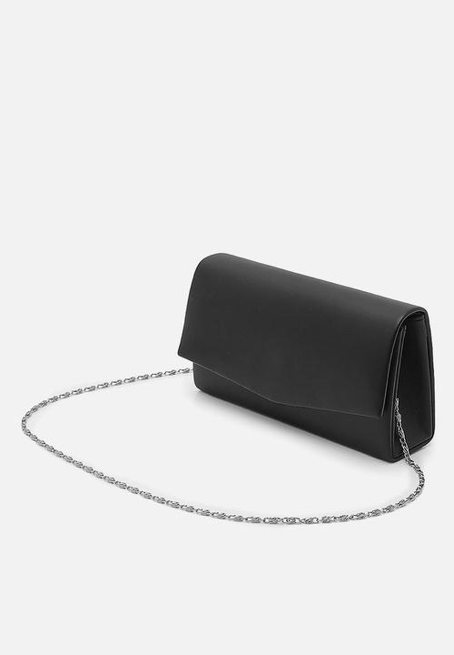 boohoo - Smooth pu structured clutch bag & chain - black