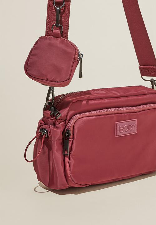 Cotton On - Active essentials crossbody bag - Dark Oak
