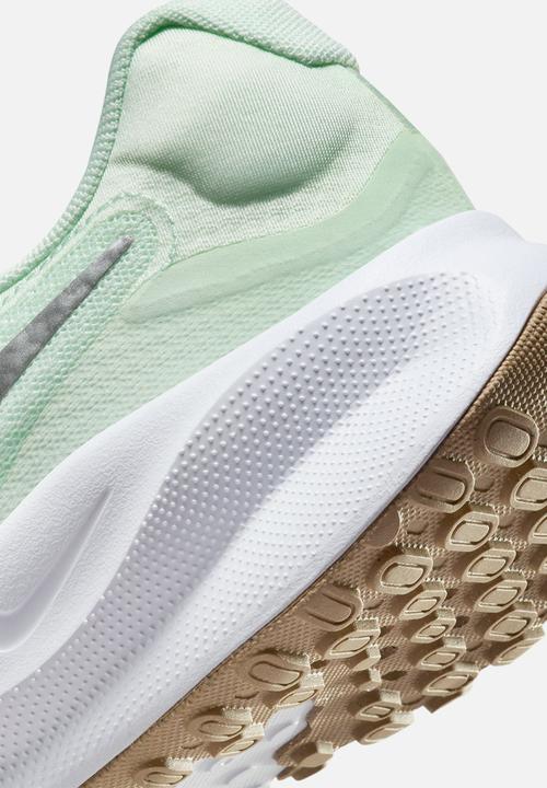 Nike - Nike Revolution 7