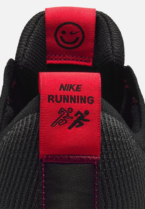 Nike - Nike Interact Run