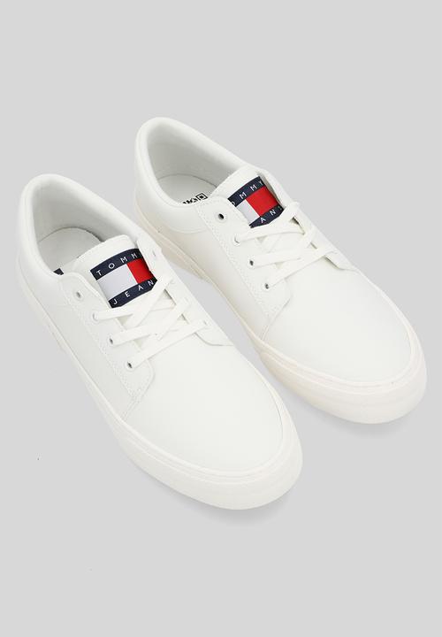 Tommy Hilfiger - Tjm vulc. skate derby ess - white