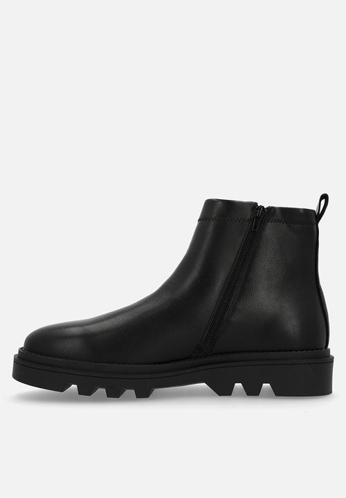 MAZERATA - Vinchey 37 faux wax - black