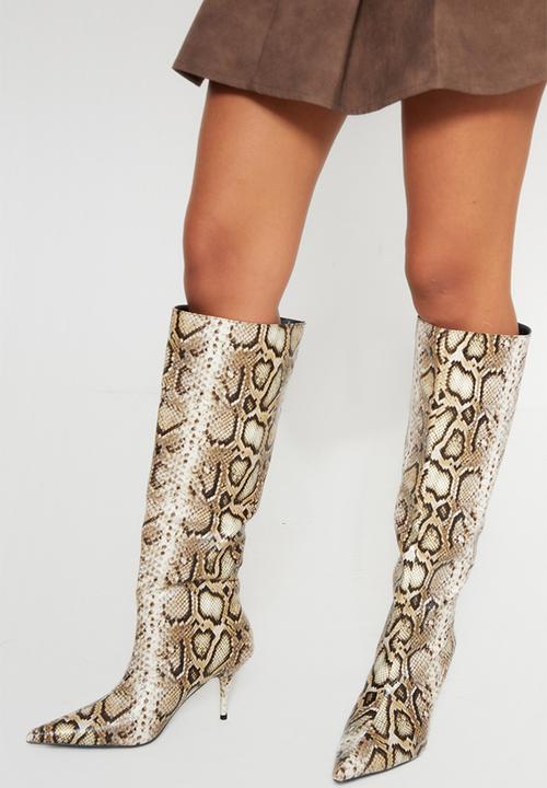 PrettyLittleThing - Snake print pu point toe stiletto heeled knee boots - snake print