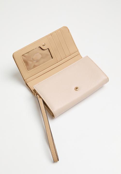 GUESS - Garrick slg phone organizer - sand