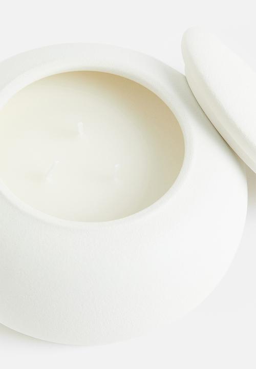 H&M - Scented candle in a stoneware holder - white/salted sea