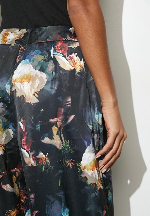 VELVET - Co-ord satin wide leg - gothic floral