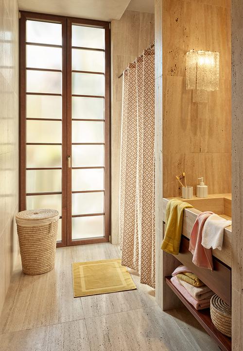 H&M - Velour bath mat - yellow
