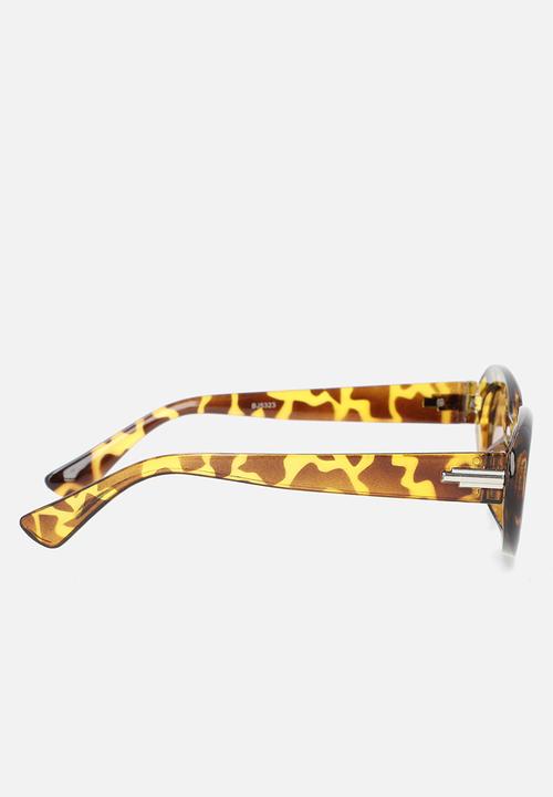 Superbalist - Abongwe oval sunglasses - brown
