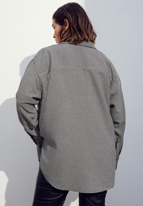 H&M - Oversized twill shacket - black/dogtooth-patterned
