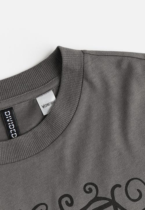 H&M - Oversized printed t-shirt - dark grey/wednesday