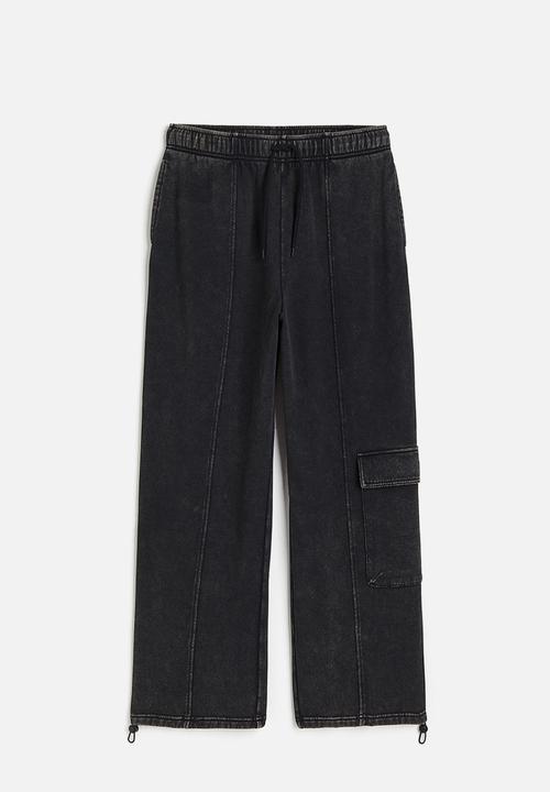 H&M - Cargo sweatpants - black/washed out