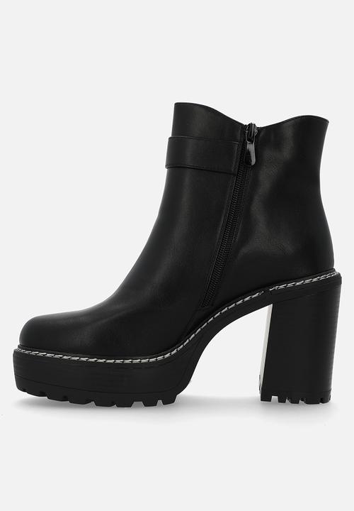 Plum - Jemila ankle boot - black