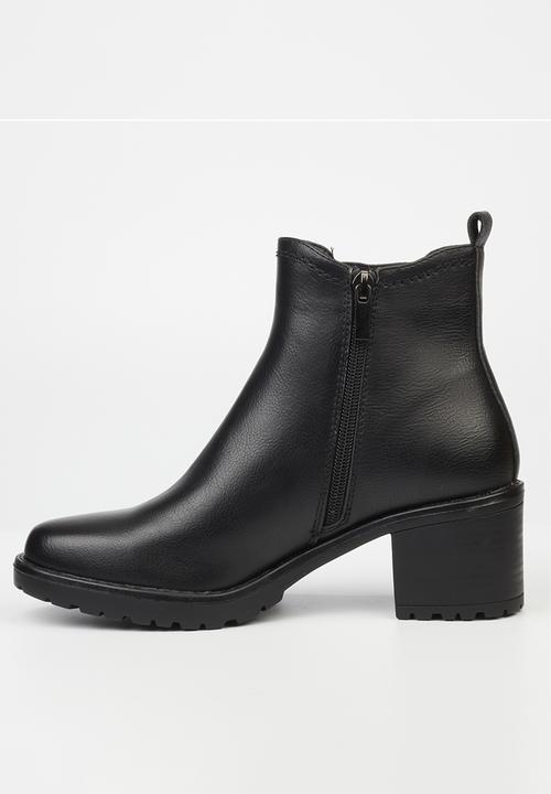 Butterfly Feet - Noxer 1 block heel chelsea boot - black