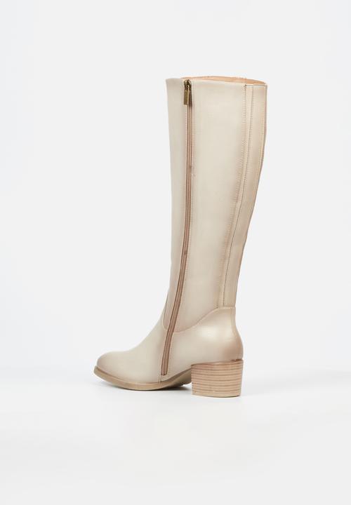 Butterfly Feet - Tacoma 1 block heel boot - bone