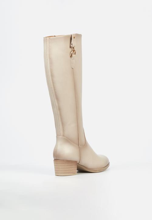 Butterfly Feet - Tacoma 1 block heel boot - bone