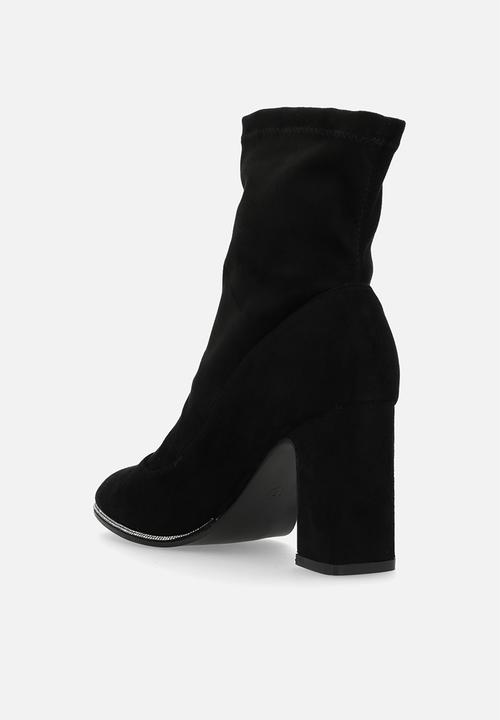 Footwork - Giggy block heel boot - black