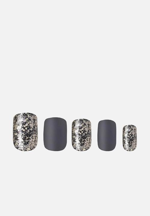 W7 Cosmetics - Glamorous Nails - Midnight Magic