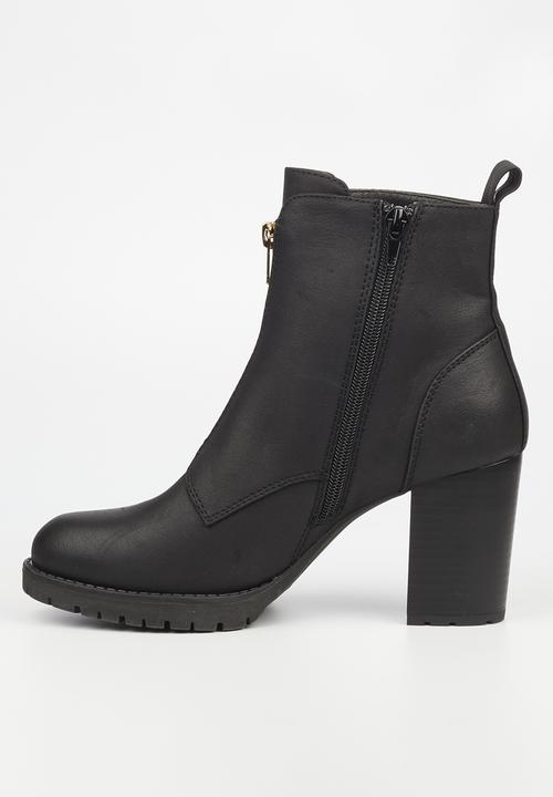 Miss Black - Delta 4 ankle boot - black