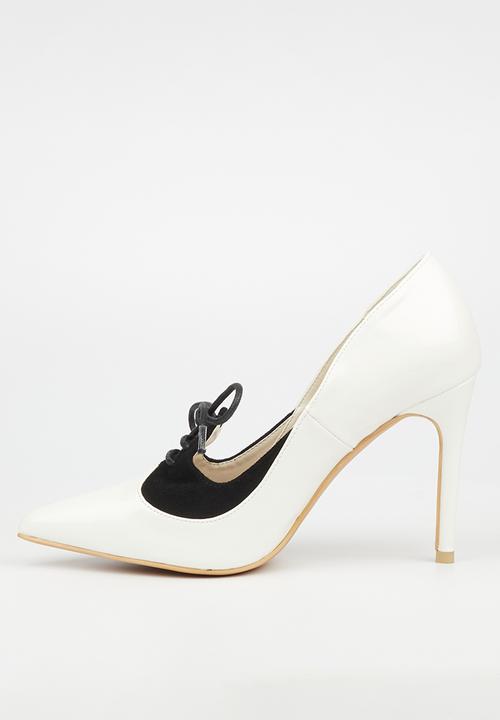 Miss Black - Lola 14 court - white