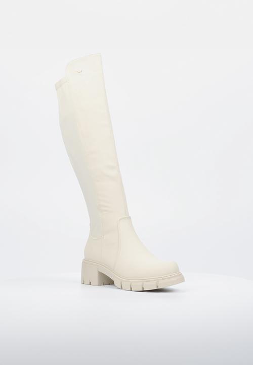 Miss Black - Odyssey 6 boot - bone