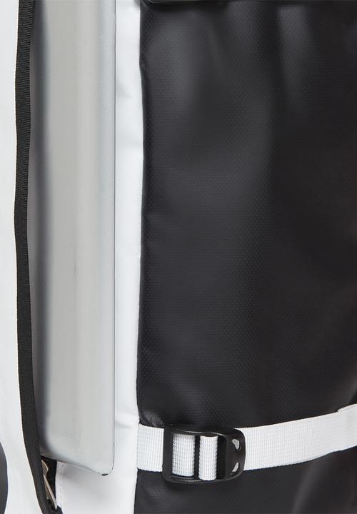 The North Face - Base Camp Fuse Box - TNF Black-TNF White