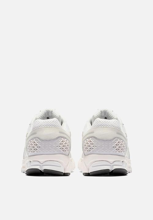 Nike - Nike Zoom Vomero 5 SP