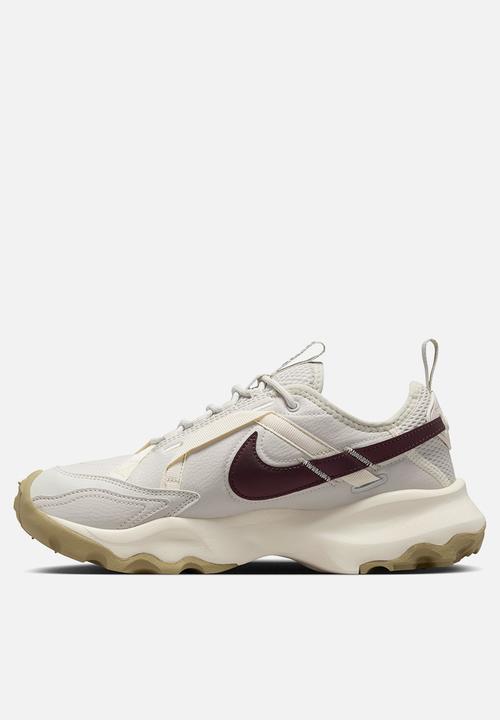 Nike - Nike TC 7900