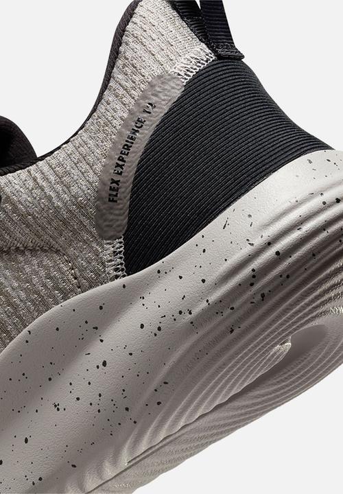 Nike - Nike Flex Experience Run 12