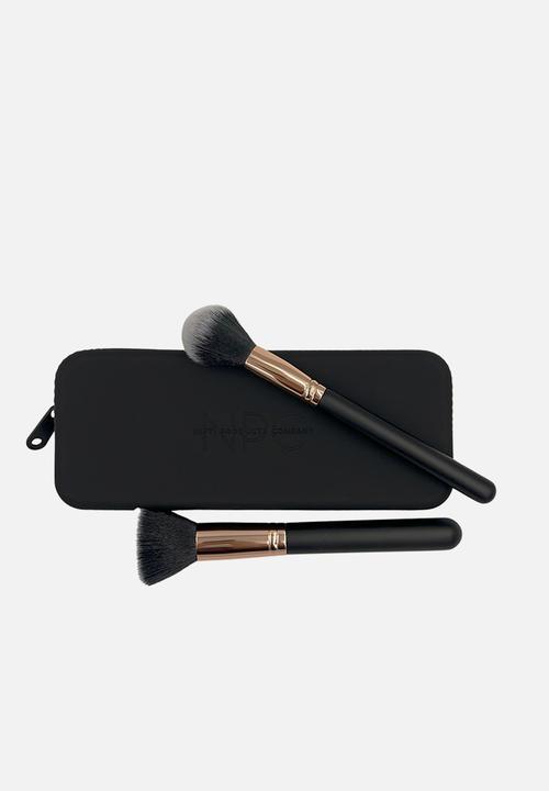 THE NIFTI PRODUCTS COMPANY - Washable silicone cosmetic brush pouch - black