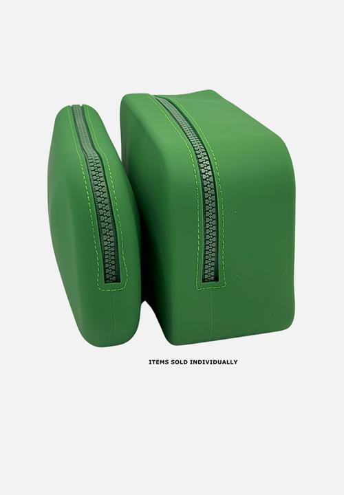 THE NIFTI PRODUCTS COMPANY - Washable silicone toiletry bag large - green