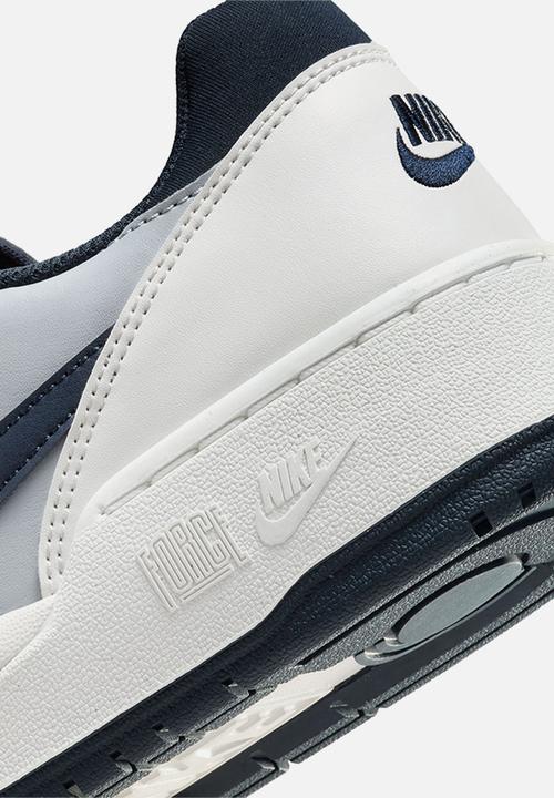 Nike - Nike Full Force Lo