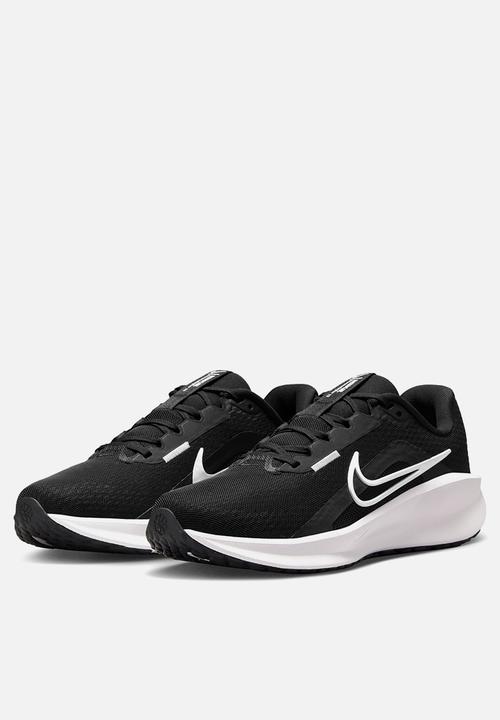 Nike - DOWNSHIFTER 13