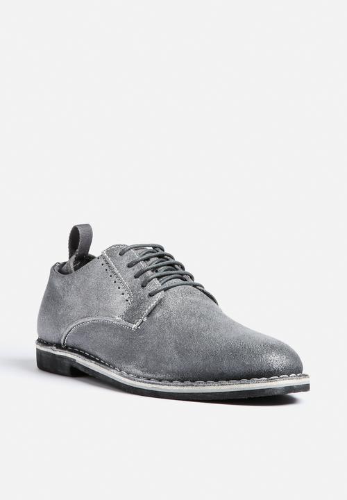 Steve Madden - Stannis