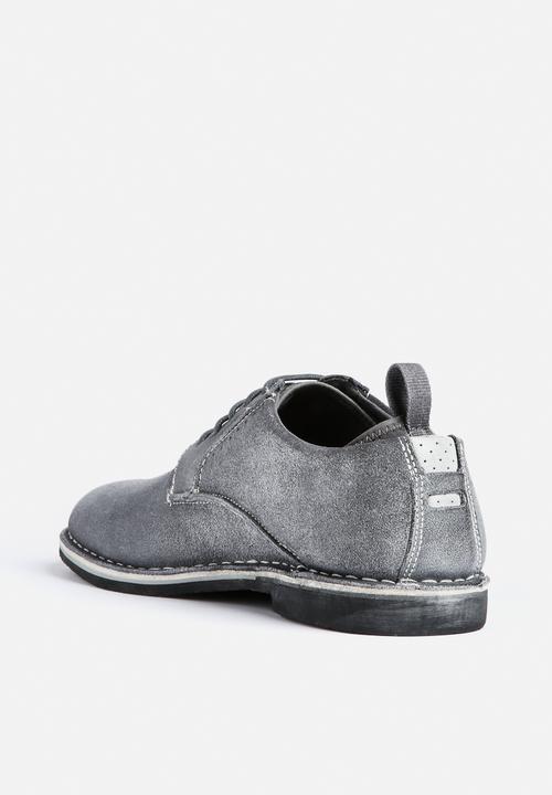 Steve Madden - Stannis