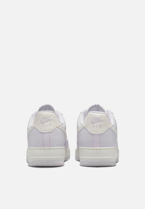 Nike - Air Force 1 '07 SE