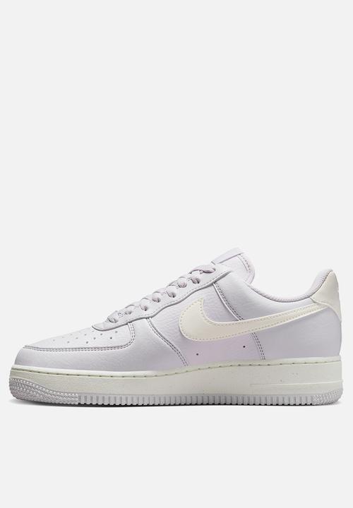 Nike - Air Force 1 '07 SE