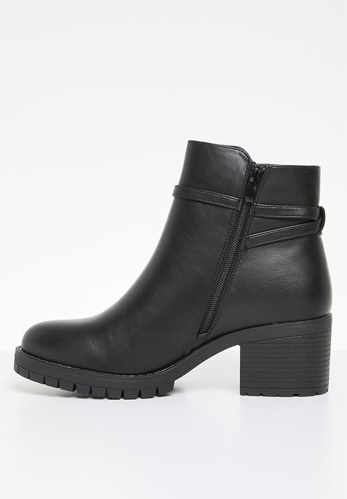 Madison® - Farah block heel boot - black
