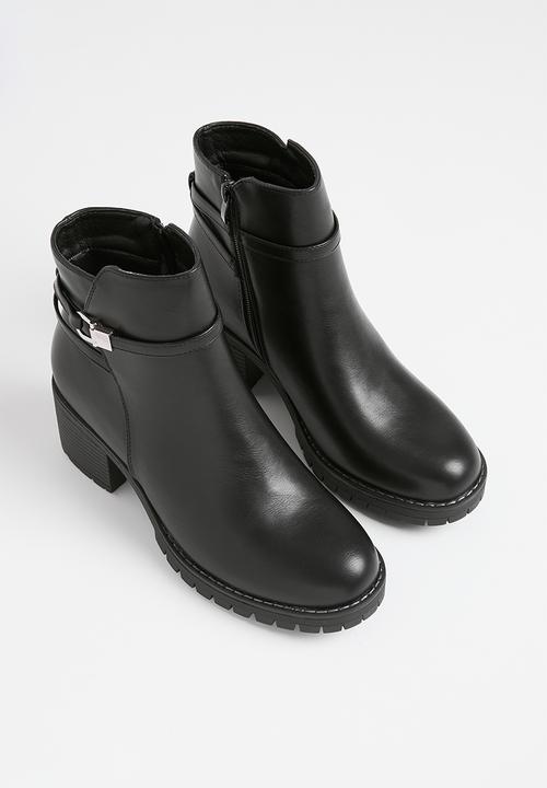 Madison® - Farah block heel boot - black