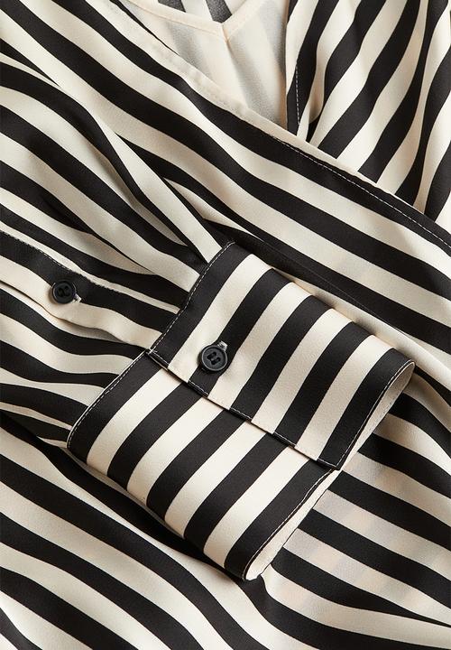 H&M - Wrapover satin blouse - black striped