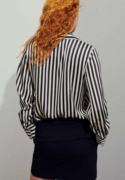 H&M - Wrapover satin blouse - black striped