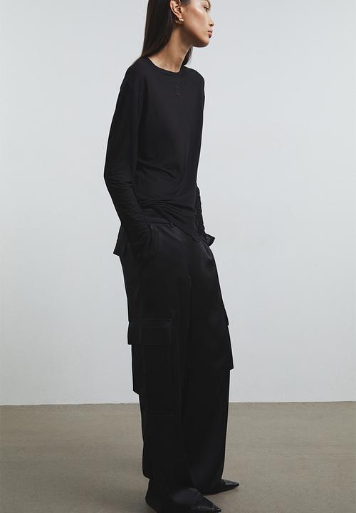H&M - Satin cargo trousers - black