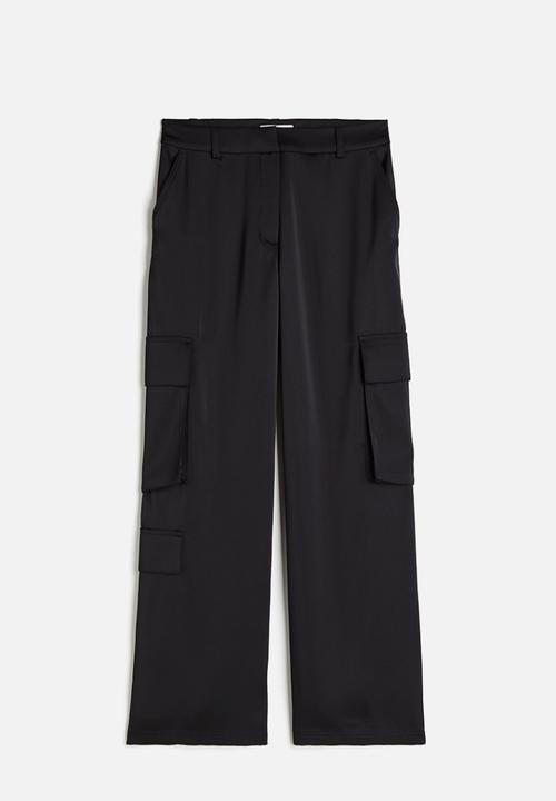 H&M - Satin cargo trousers - black