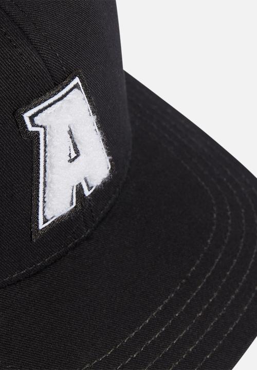 adidas Performance - Snapback logo cap - black