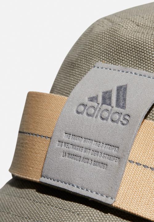adidas Performance - Must Haves Seasonal Bucket Hat - Silpeb