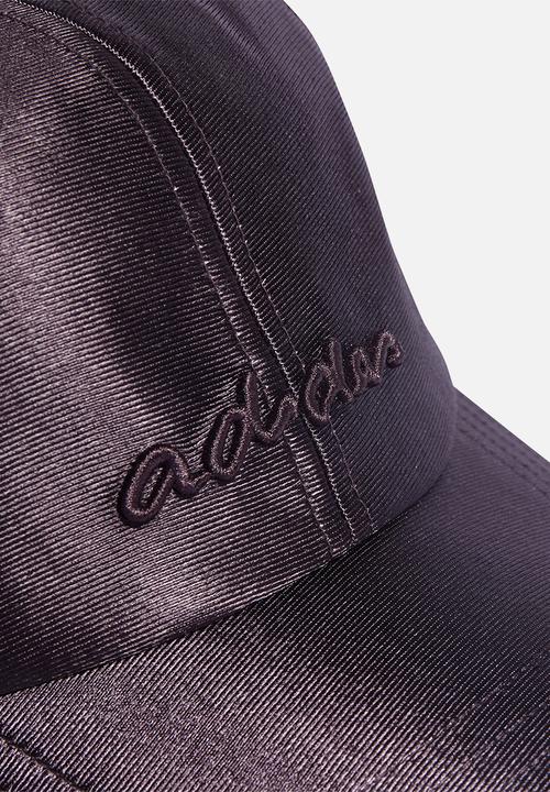 adidas Originals - Script Snapback Cap