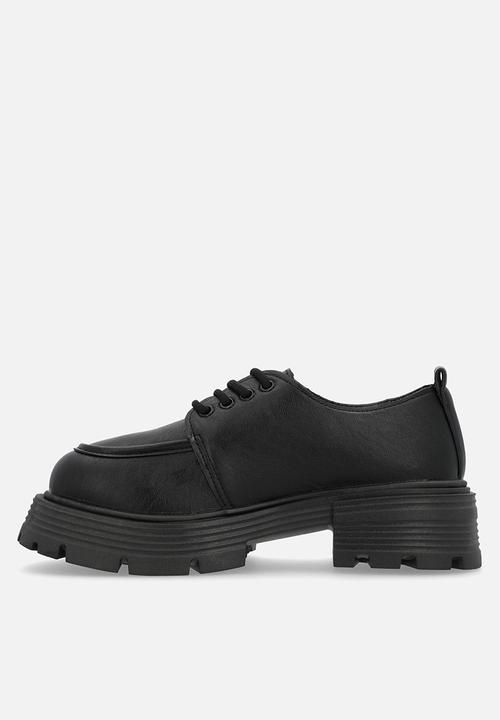 Superbalist - Yana brogue - black