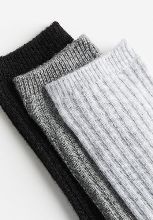 H&M - 3-pack socks - black/grey/light grey