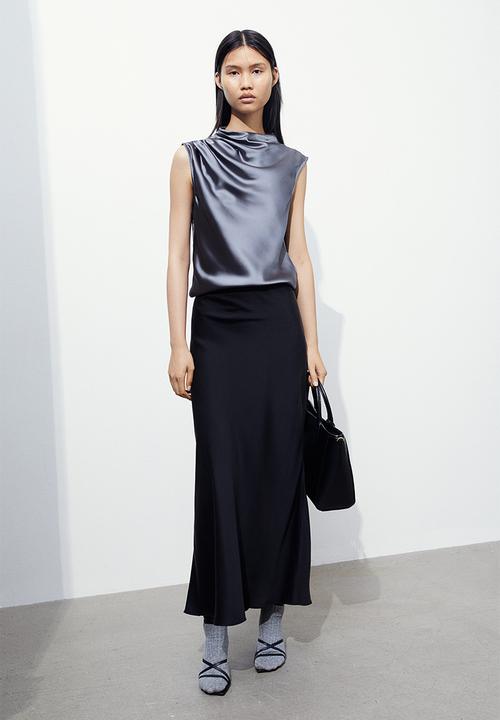 H&M - Draped satin blouse - grey