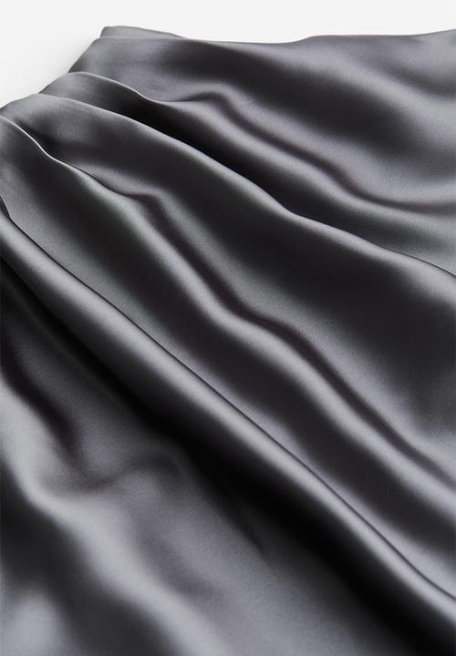 H&M - Draped satin blouse - grey
