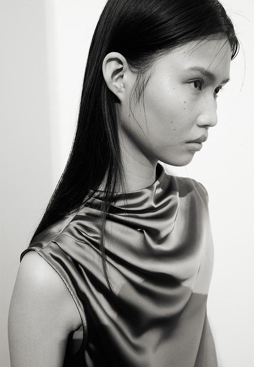 H&M - Draped satin blouse - grey